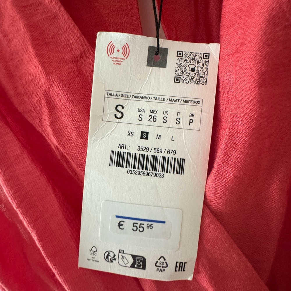 Lovely Zara jumpsuit purchased in Europe but got pregnant
